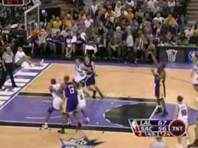 Lakers Beat Kings in OT During First Barkley Color Commentating